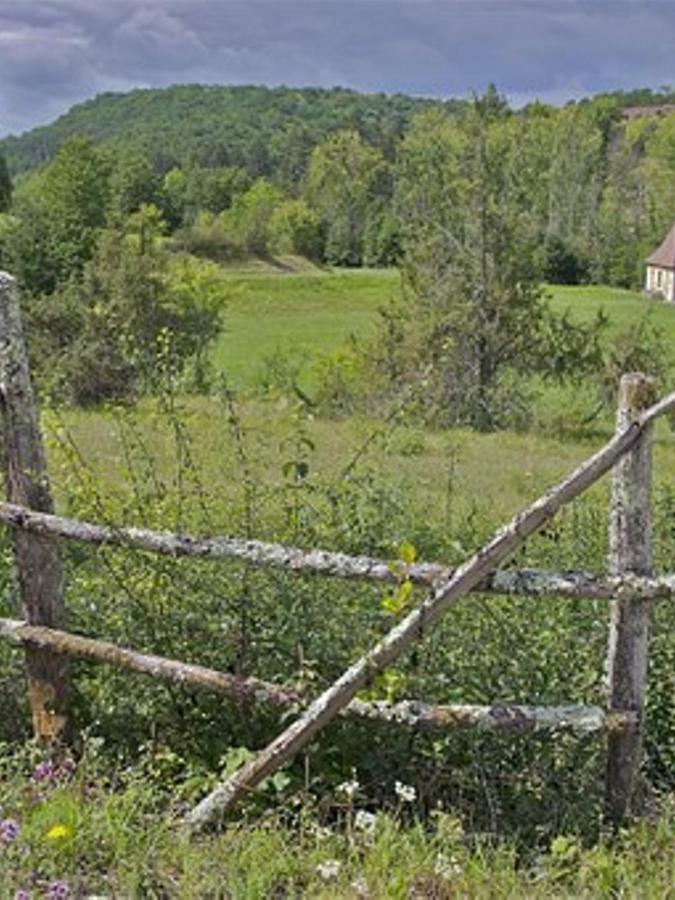 Europe Tents Camping Le Clou Meynard Bagian luar foto
